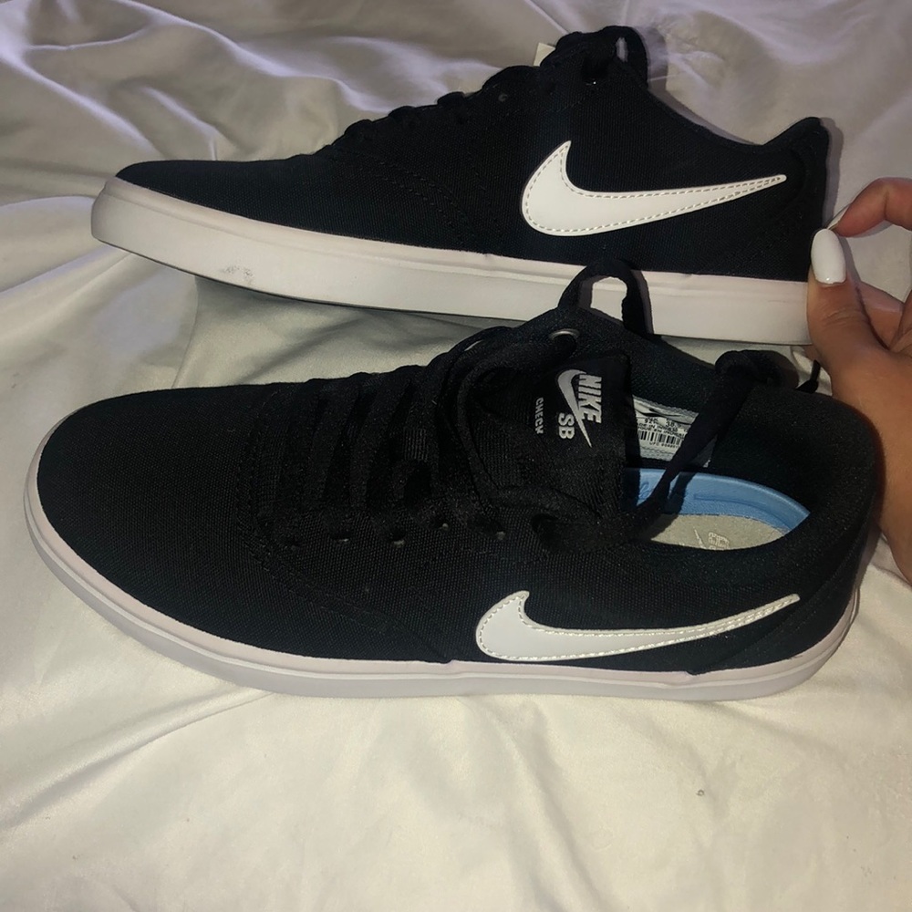 New! Nike Sneakers